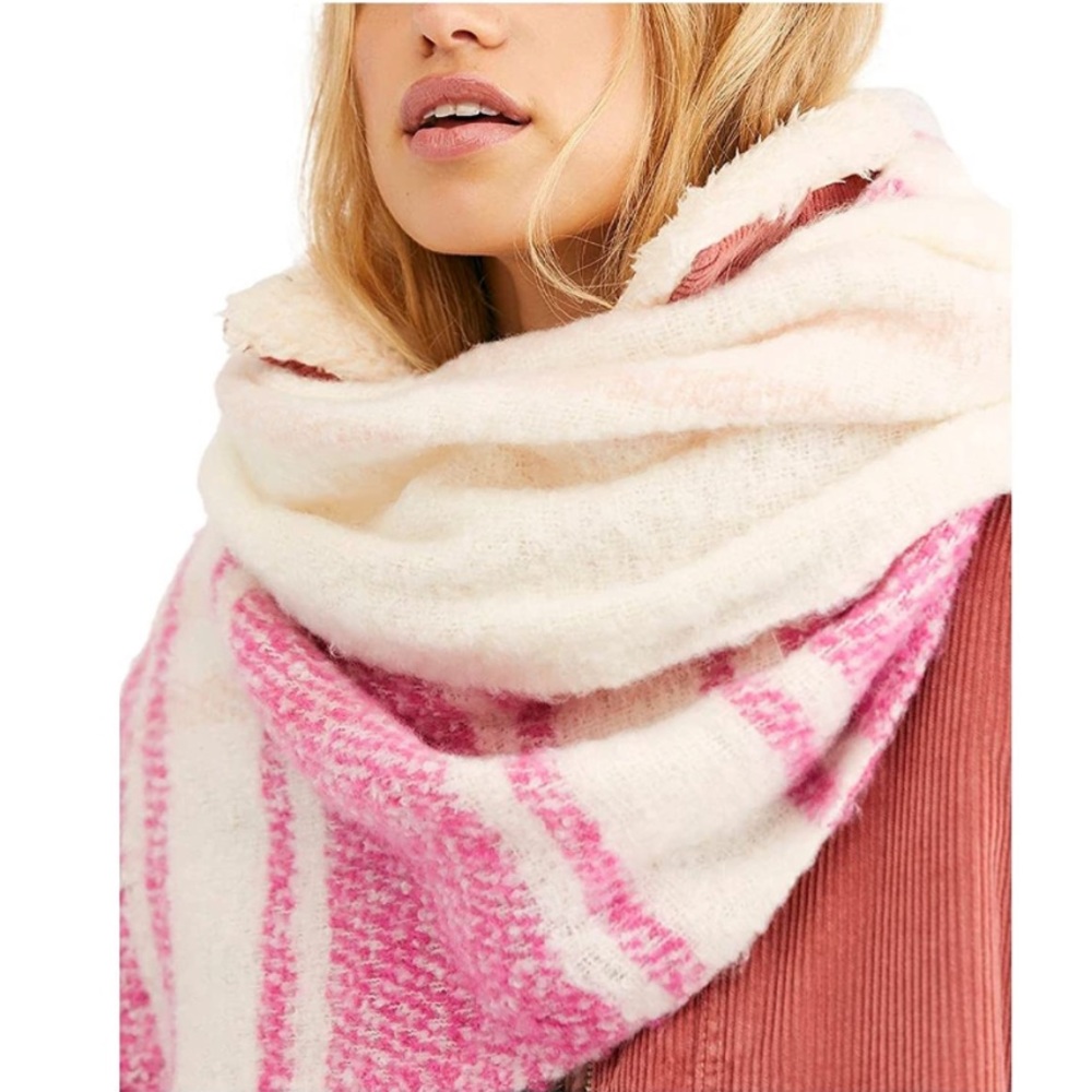 NWT Free People Gemini Blanket Plaid Winter Scarf in Petal - Picture 2 of 5
